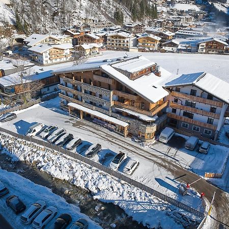 Hotel Hubertushof Saalbach-Hinterglemm Exterior foto
